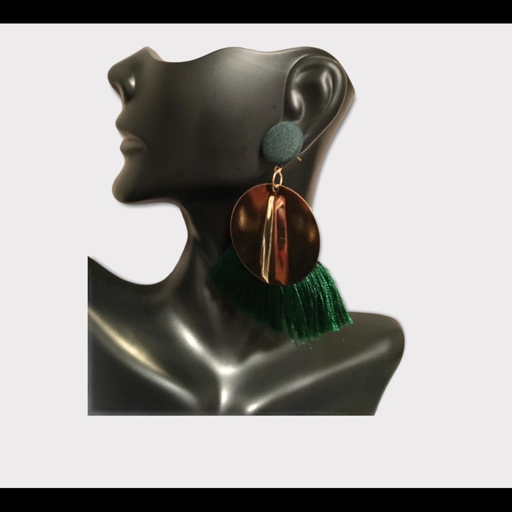 GREEN & Gold Tassel earrings for pierced ear